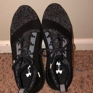Under Armor women’s shoes size 8